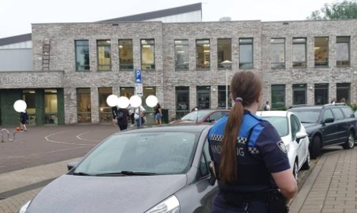 handhaver bij een school