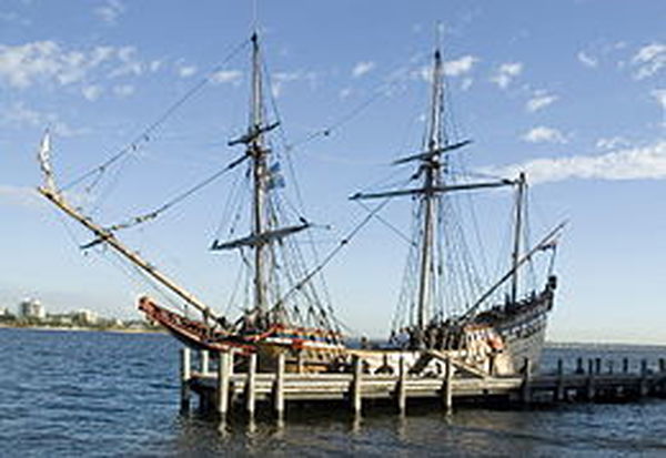 260px Duyfken replica Swan River