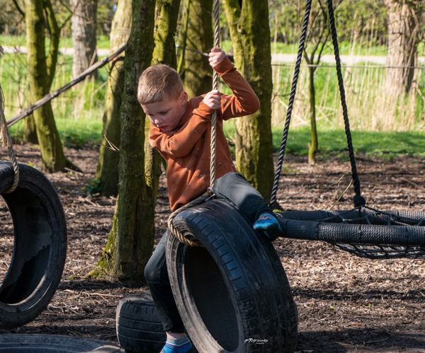 received 743937037364996