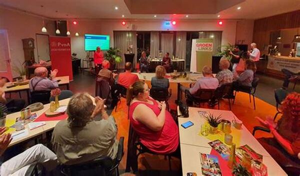 Politiek cafe Foto rechtenvrij copy