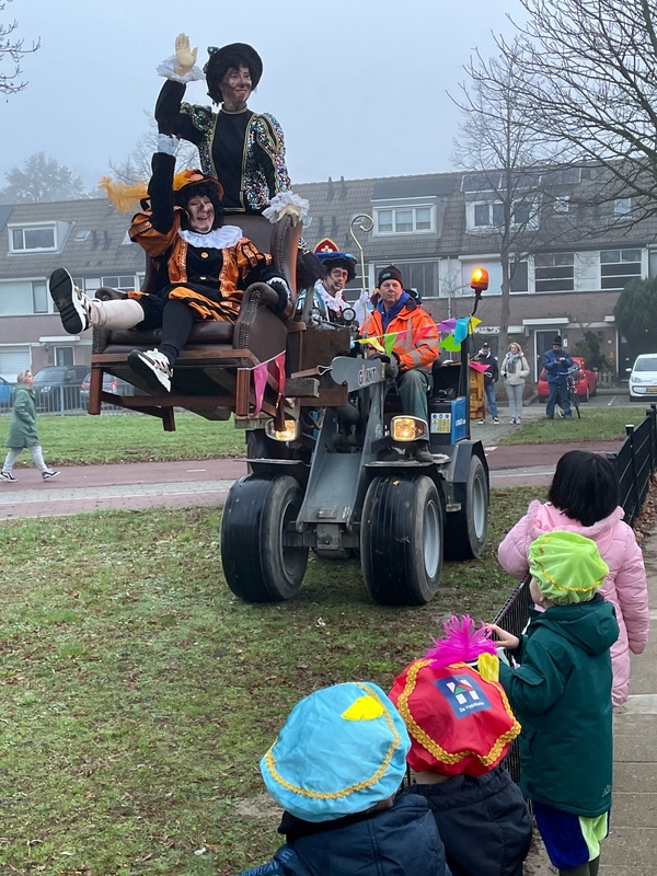 Aankomst Sint IKC Prins Claus 3