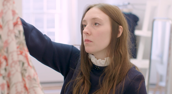 Fashion Reimagined Key Still 3 groene filmhuis