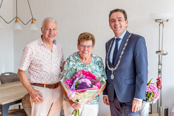 60 jarig bruidspaar Van der Straaten 04 2