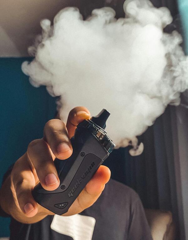 vape pexels renz macorol jpg