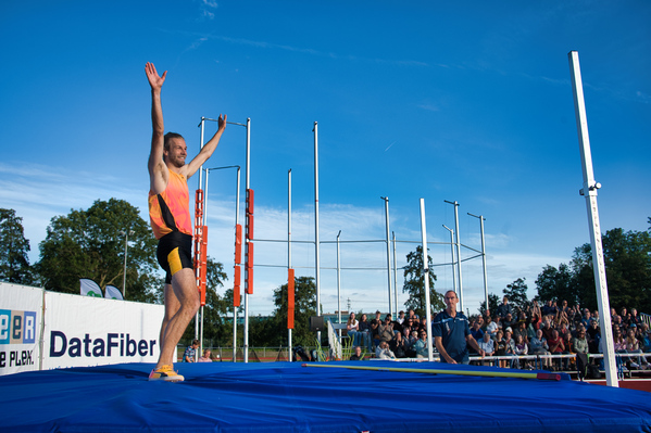 20240915 High Jump Meeting Ilion GVW 8560 X2