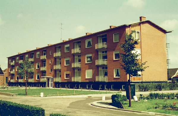 flat aan de John McCormickstraat. Fotograaf Broek G.P. Gerard van den 1958 hgos46