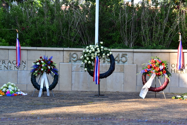 4 mei kransen 2020 za