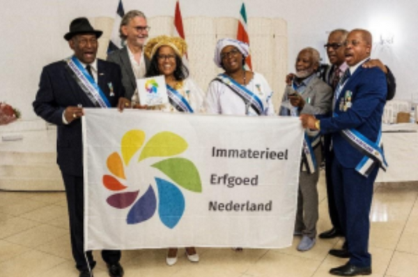 foto Vereniging Paloeloe 2