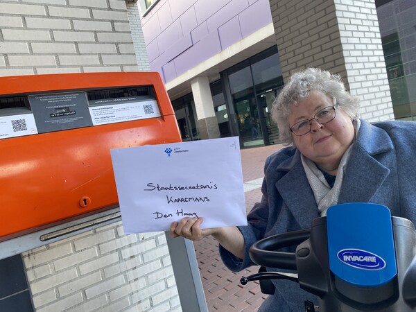 Rekening aan st.sec. Karremans gem ZM