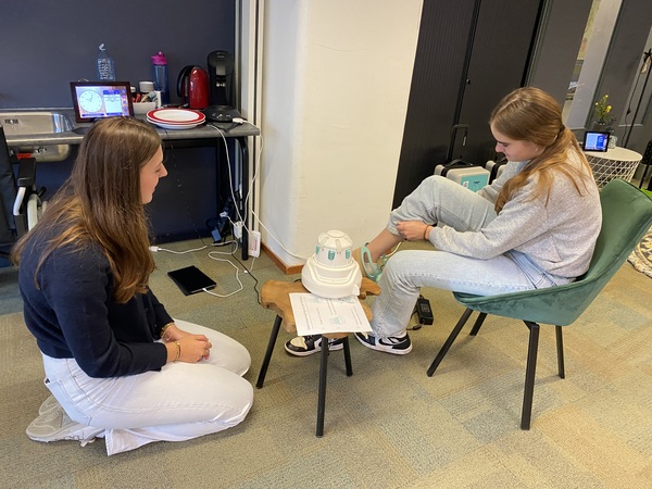 studenten met de Helpsoq