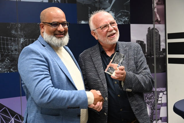 Uitreiking Vredesaward aan Shamier Madhar 26 sept. 2025