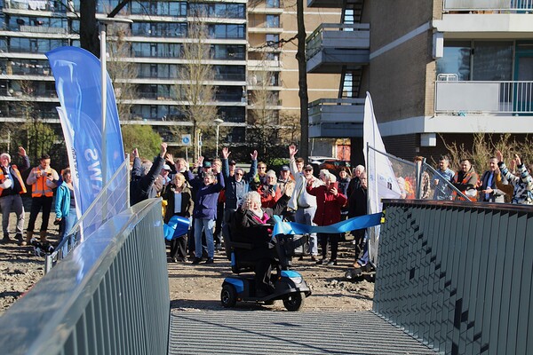 opening brug bossenbuurt1 M de Laaf