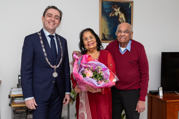 65 jarig bruidspaar Manbodh Sardjoe 006