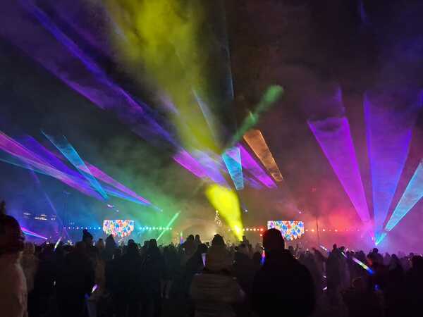 lasershow NYE 2 2025 za