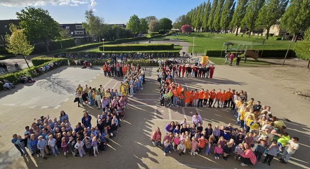Foto opening feestweek