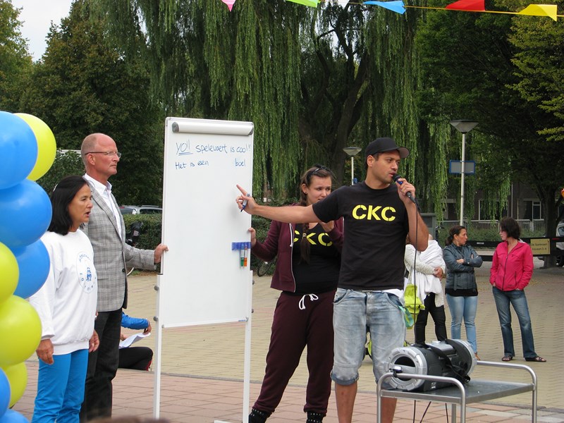 opening en groep1-2C feestweek 039